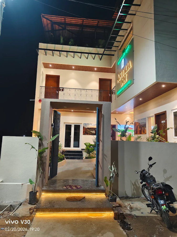 hotel antilia inn badami