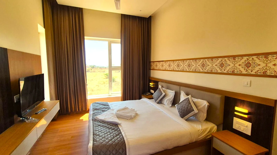 hotel antilia inn badami