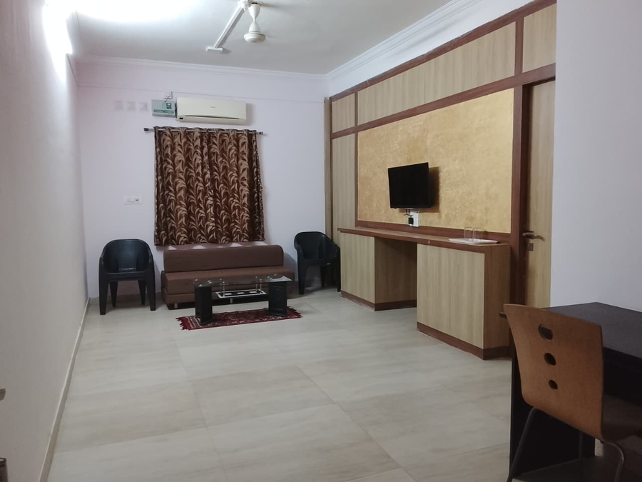 hotel ratnesh premium
