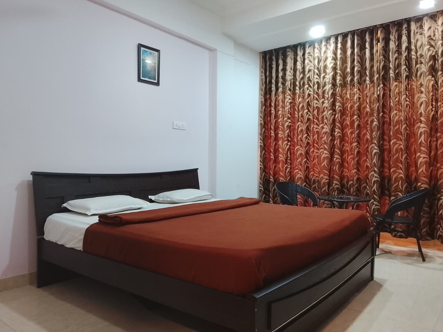 hotel ratnesh premium