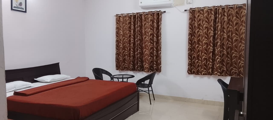 hotel ratnesh premium