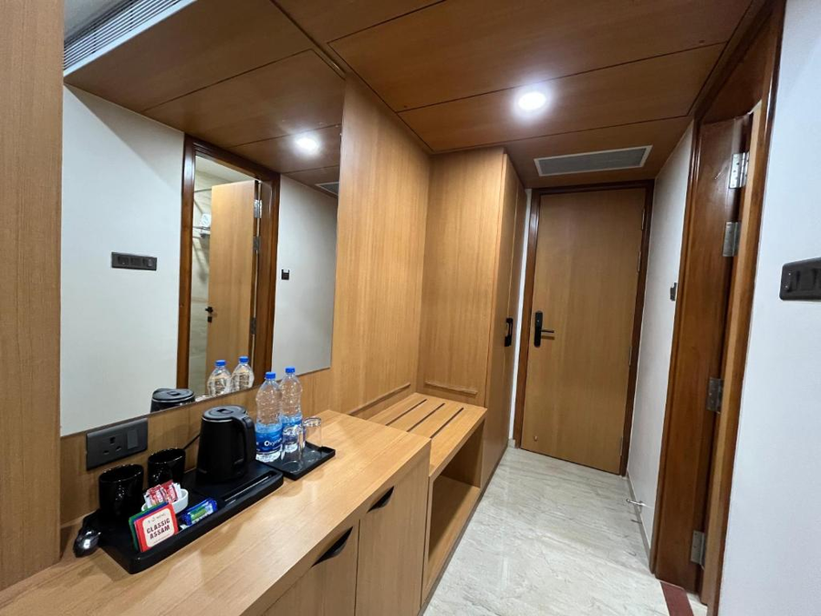 mastiff hotel crystara jalgaon