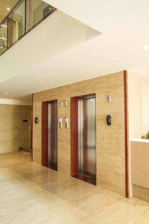 mastiff hotel crystara jalgaon