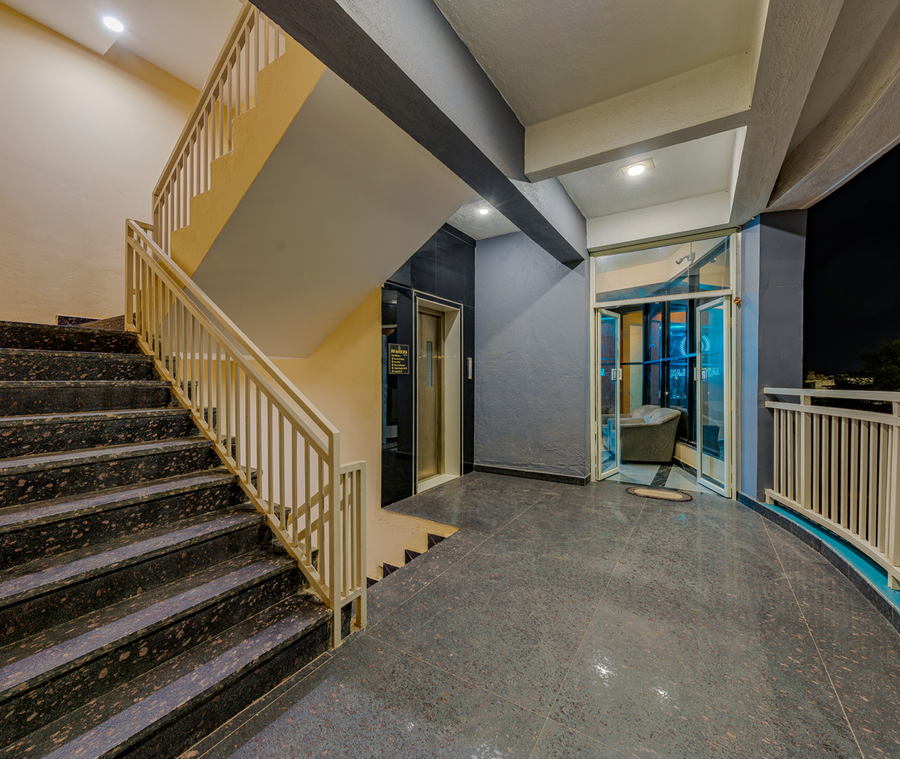 hotel majestic royal