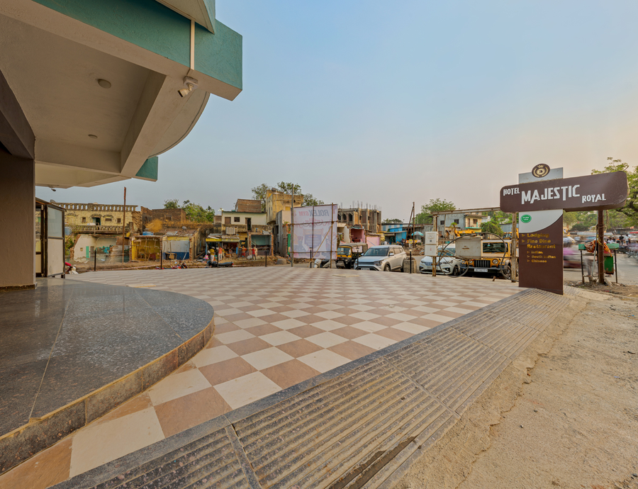 hotel majestic royal