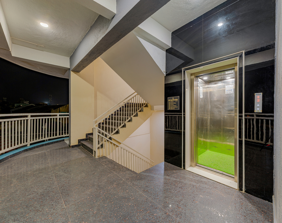 hotel majestic royal