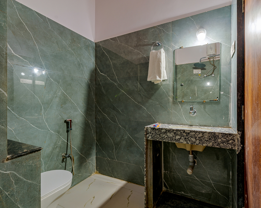 hotel majestic royal