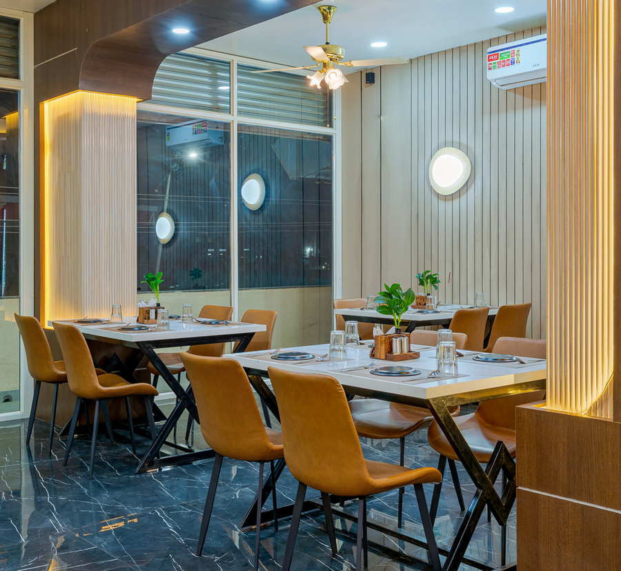 Hotel Majestic Royal,,3 star