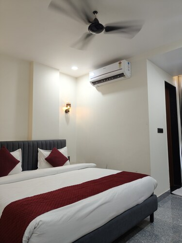 hotel the crown prince