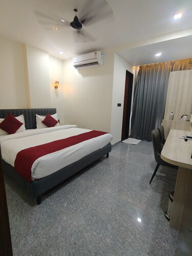 hotel the crown prince