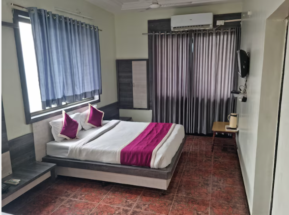 kiara eshosans palace