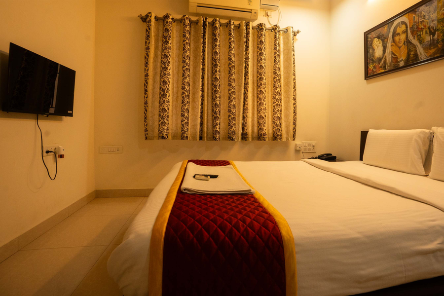 grand comfort makhija