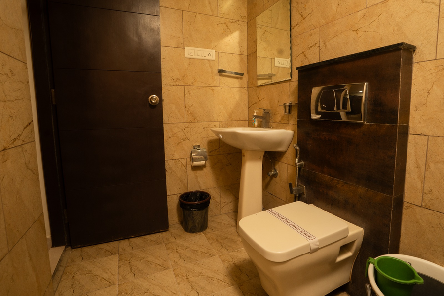 grand comfort makhija