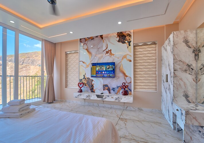 hill breeze resort by voye homes