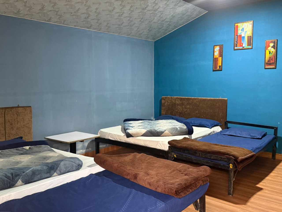 hills queen resort and camping