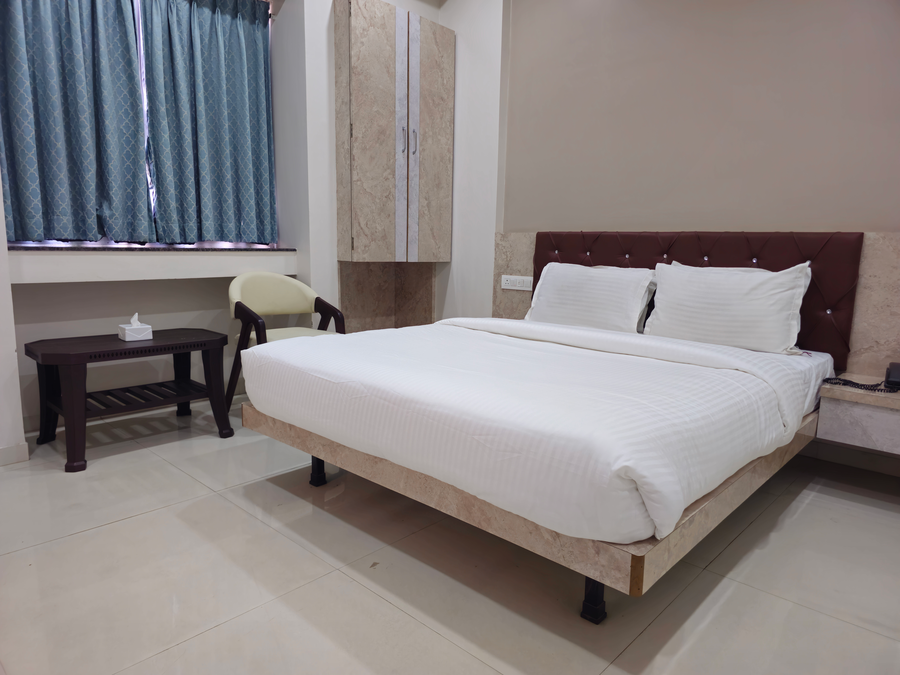 hotel king raama