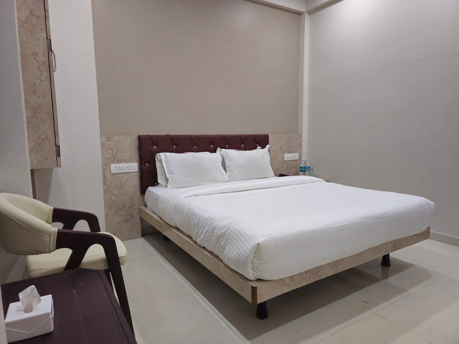 hotel king raama