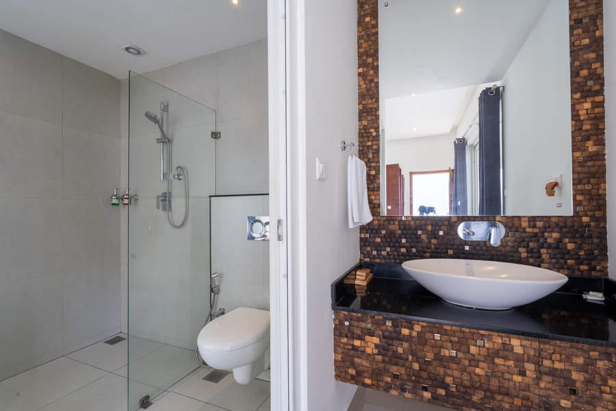 merryweather resort thekkady