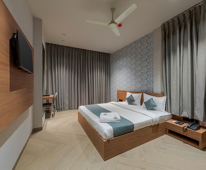 Hotel Anand Regency Riverfront, Dhule,,3 star