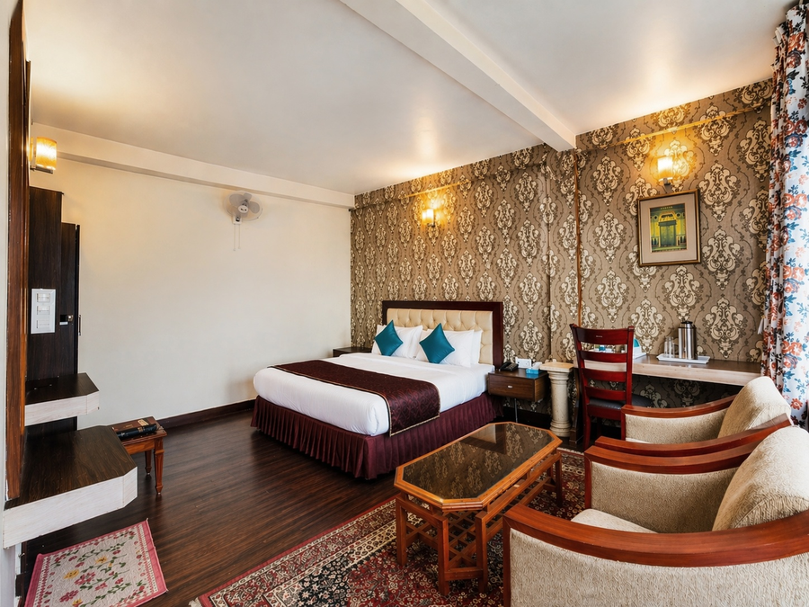 hotel himland east lift and ample parking