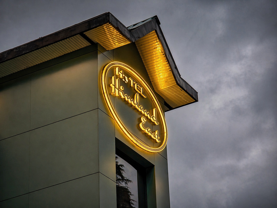 hotel himland east lift and ample parking