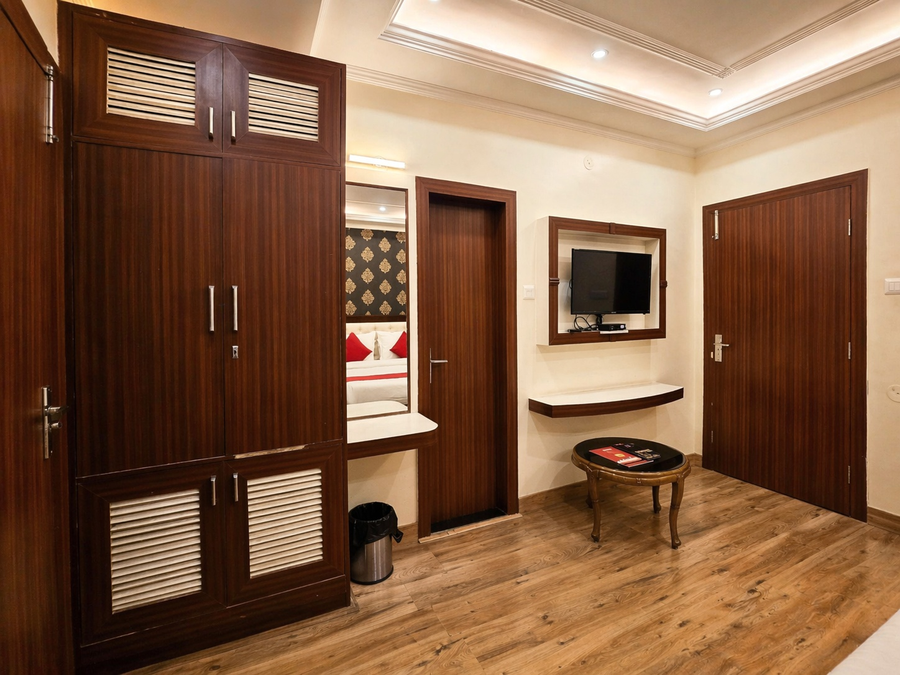 hotel himland east lift and ample parking