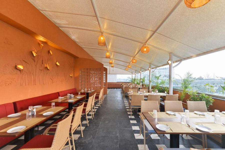 hotel bhagwati luxuria