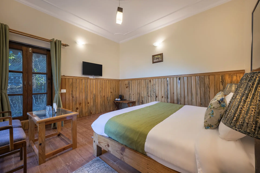 echor himalayan retreat ranikhet