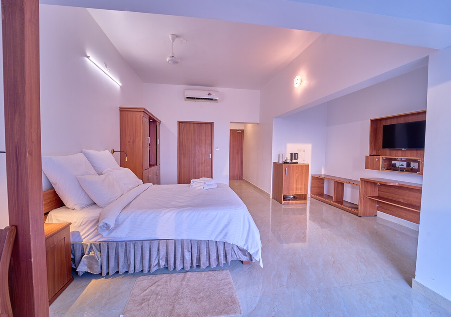 alleppey holiday beach resort by voye homes