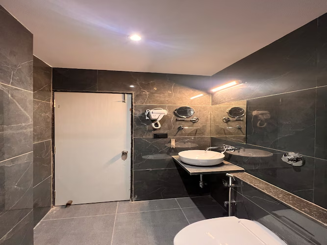 hiive by convivial hotels