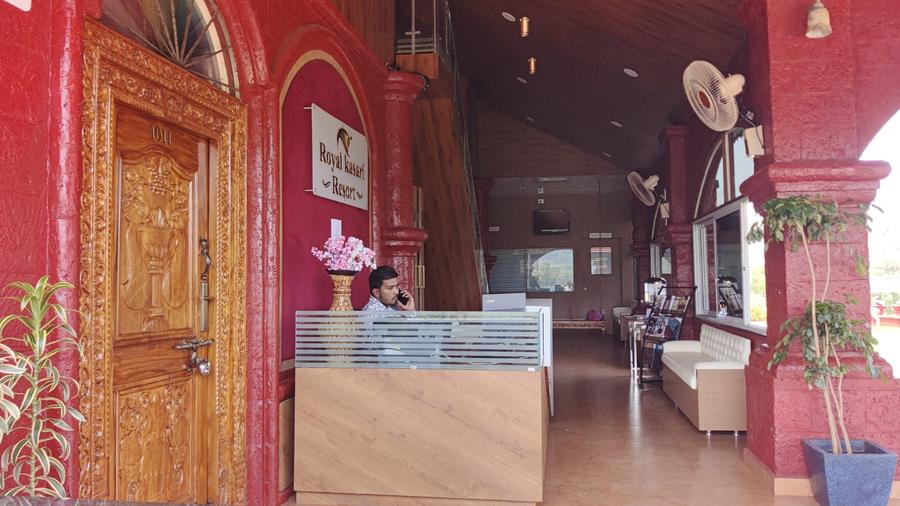 royal kasari resort