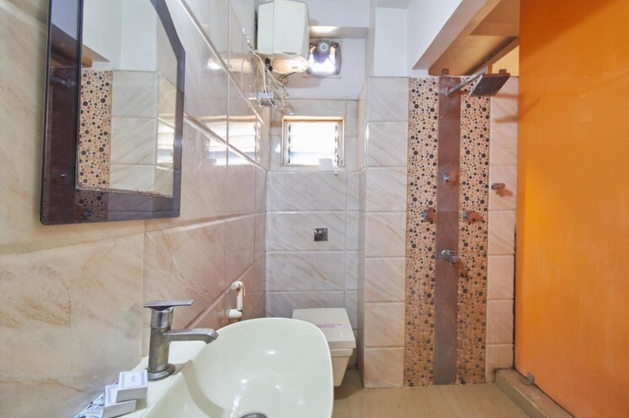 shree krishna international hotel