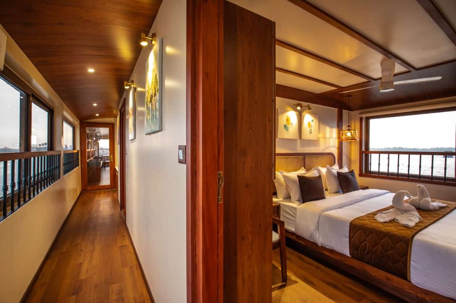 riverine kadavil houseboat