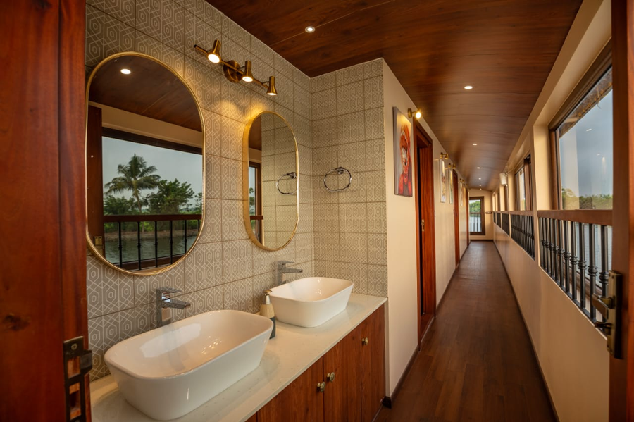 riverine kadavil houseboat