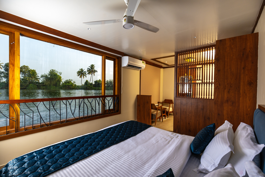 riverine kadavil houseboat