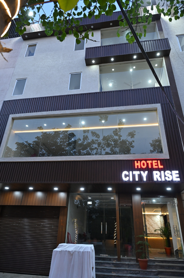 City Rise,Tansen Nagar,3 star