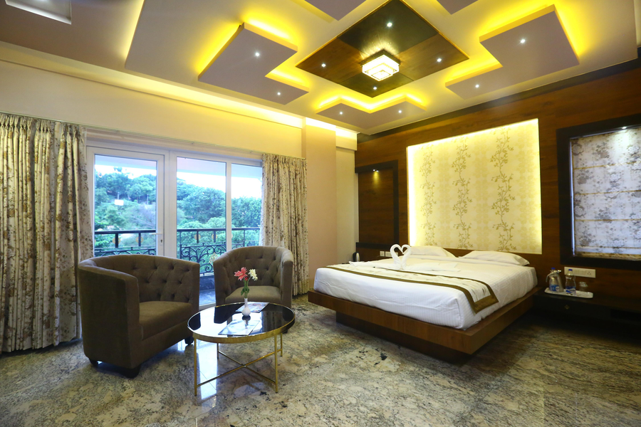 hotel white rock