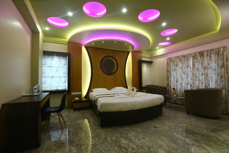 hotel white rock