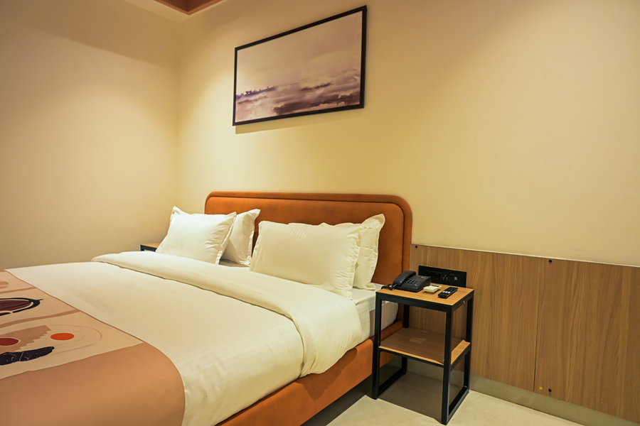 hotel walnut