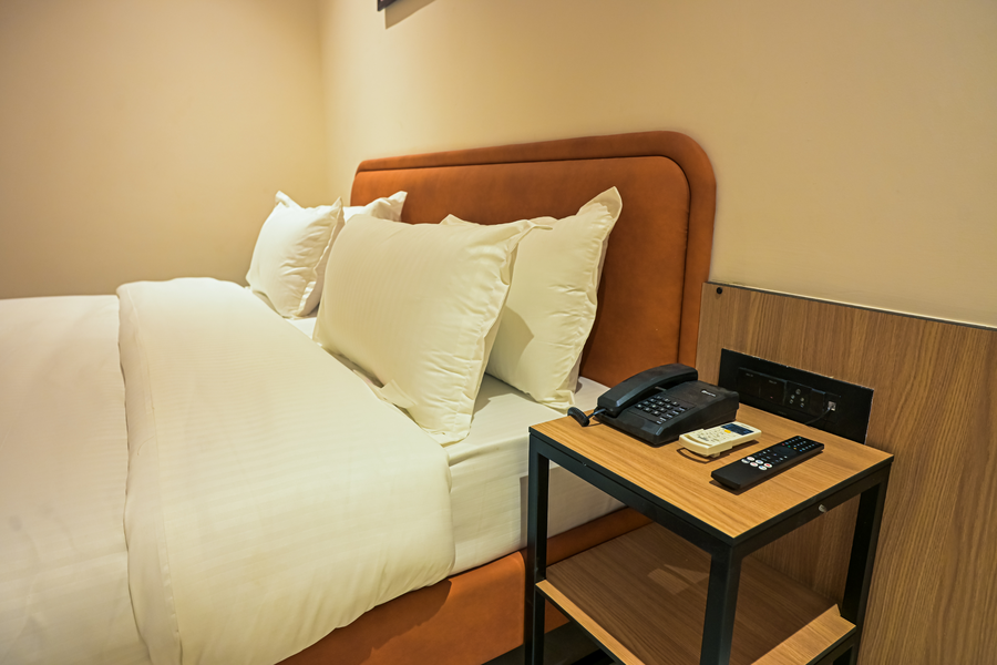 hotel walnut