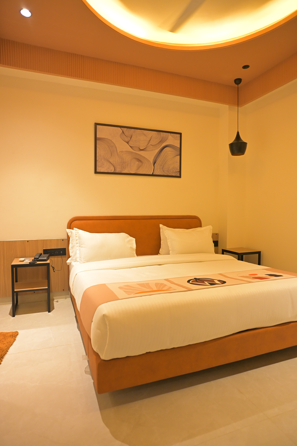 hotel walnut