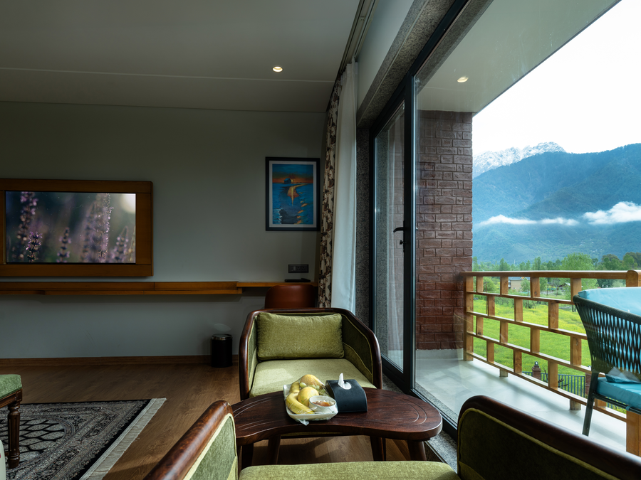 mount noor sarovar premiere pahalgam
