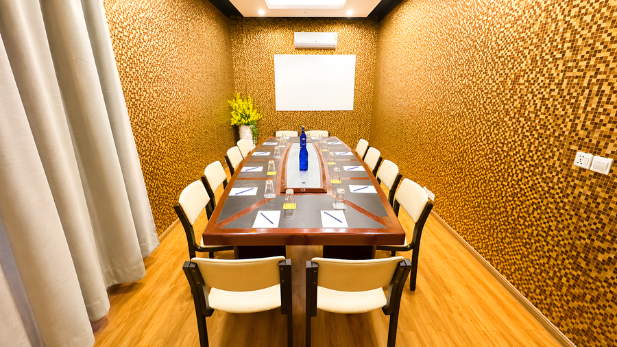 golden tulip jaipur kukas