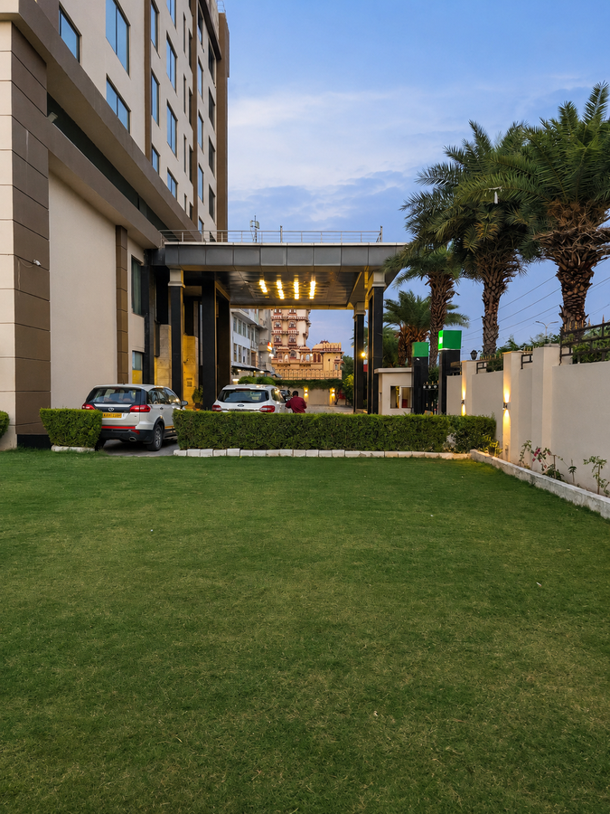 golden tulip jaipur kukas
