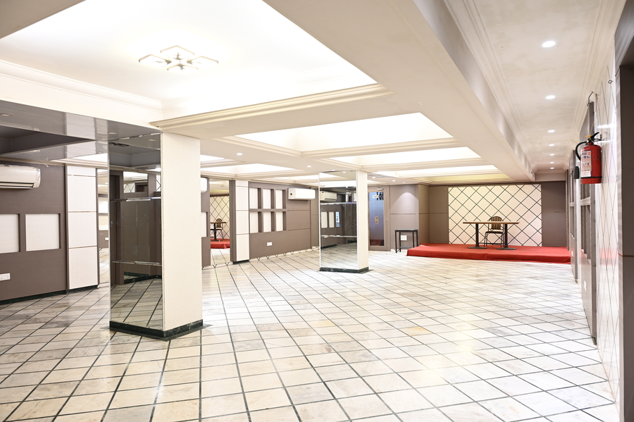 hotel express airoli