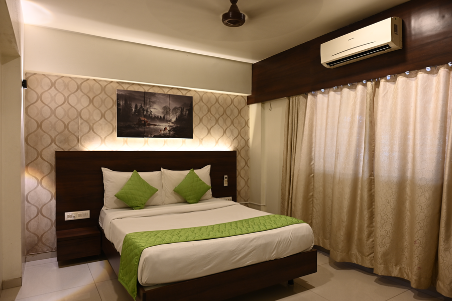 hotel express airoli