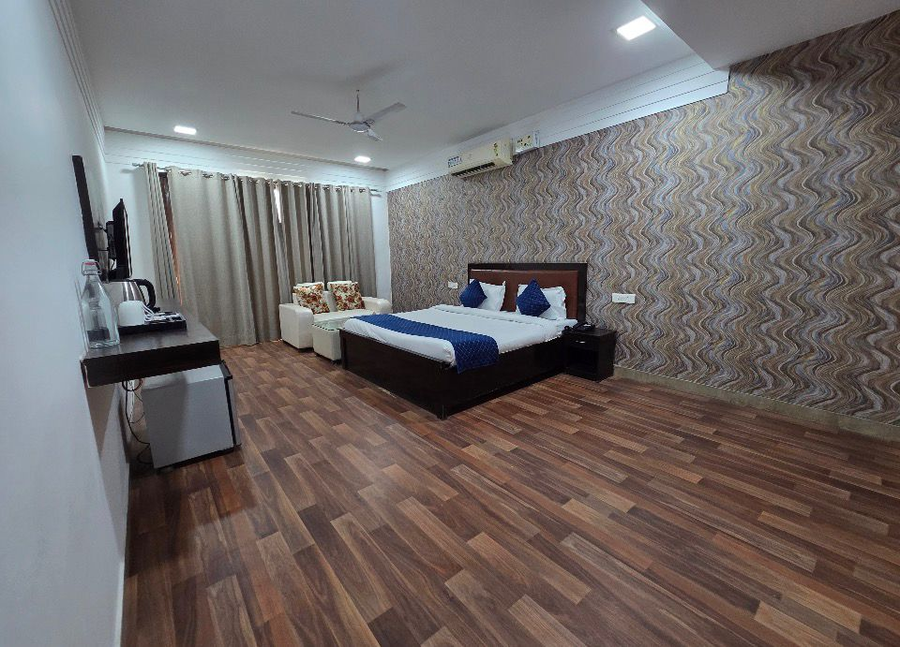 posh classic sector 45 millennium city center gurugram