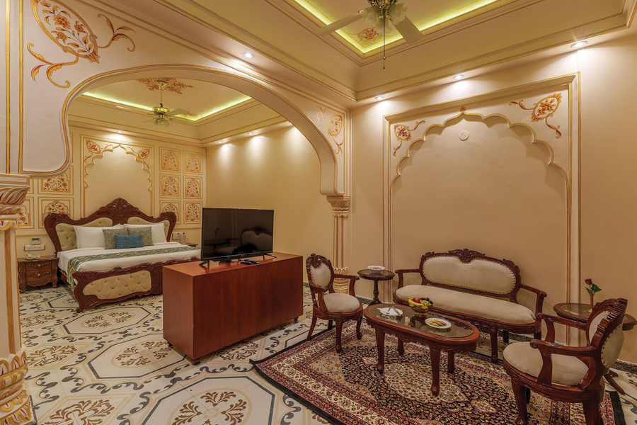 r chandra palace