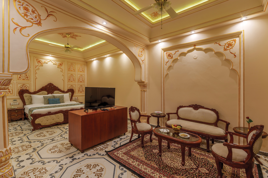 r chandra palace