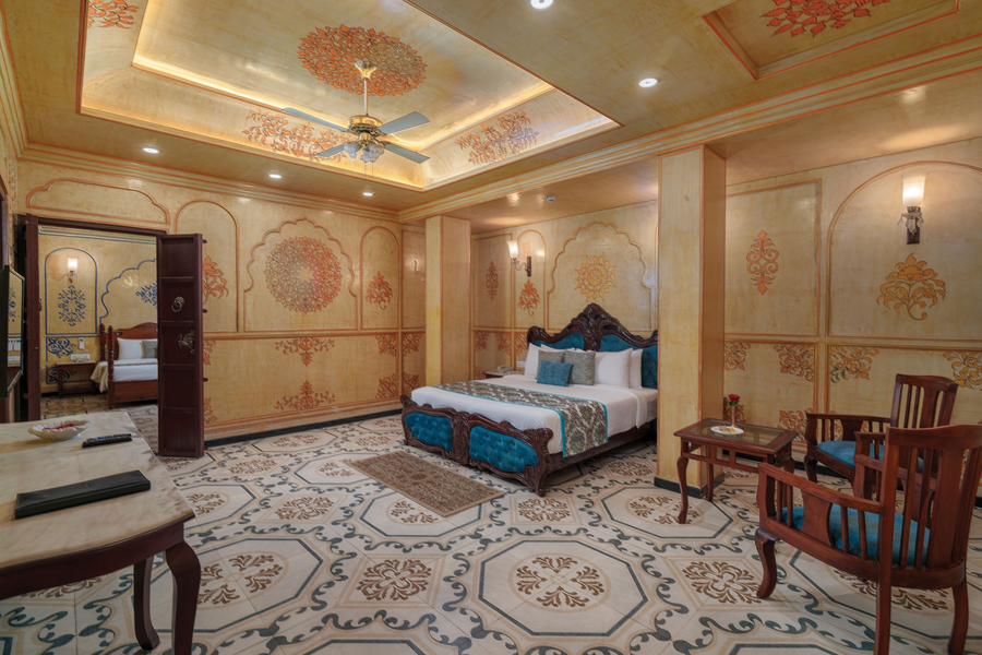 r chandra palace